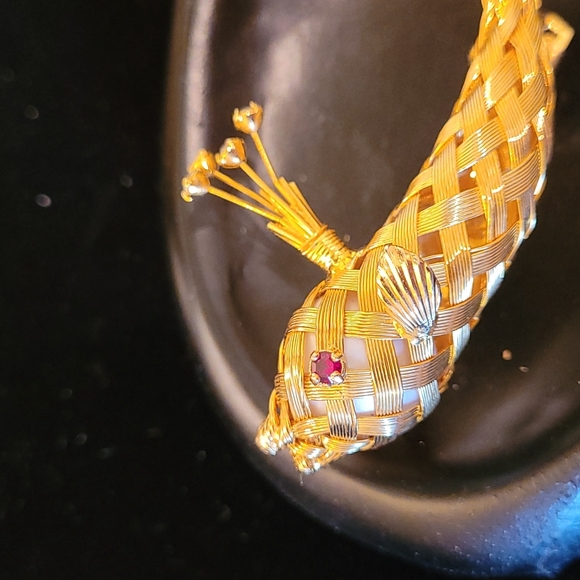 Woven Gold Whale Barrette Made in France - Picture 2 of 8